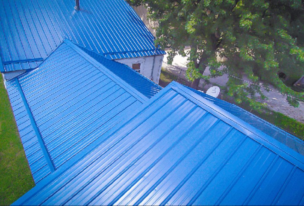 Điểm nổi bật tôn Hoa Sen màu xanh dương